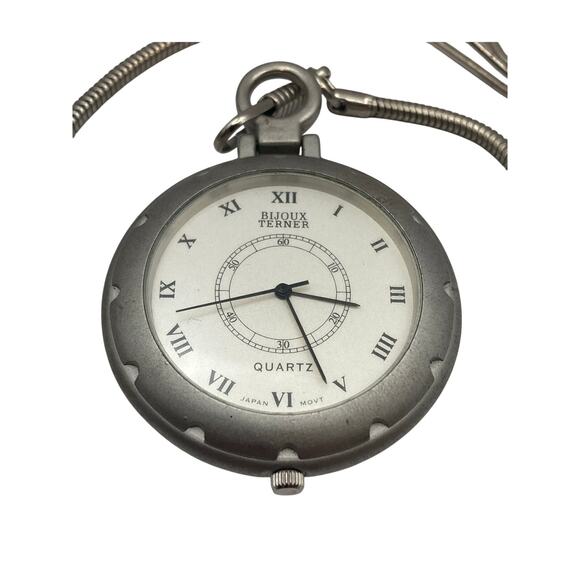 Bijoux Turner Open Face Quartz Pocket Watch with 12" Chain - Clip - New Battery - Picture 2 of 5